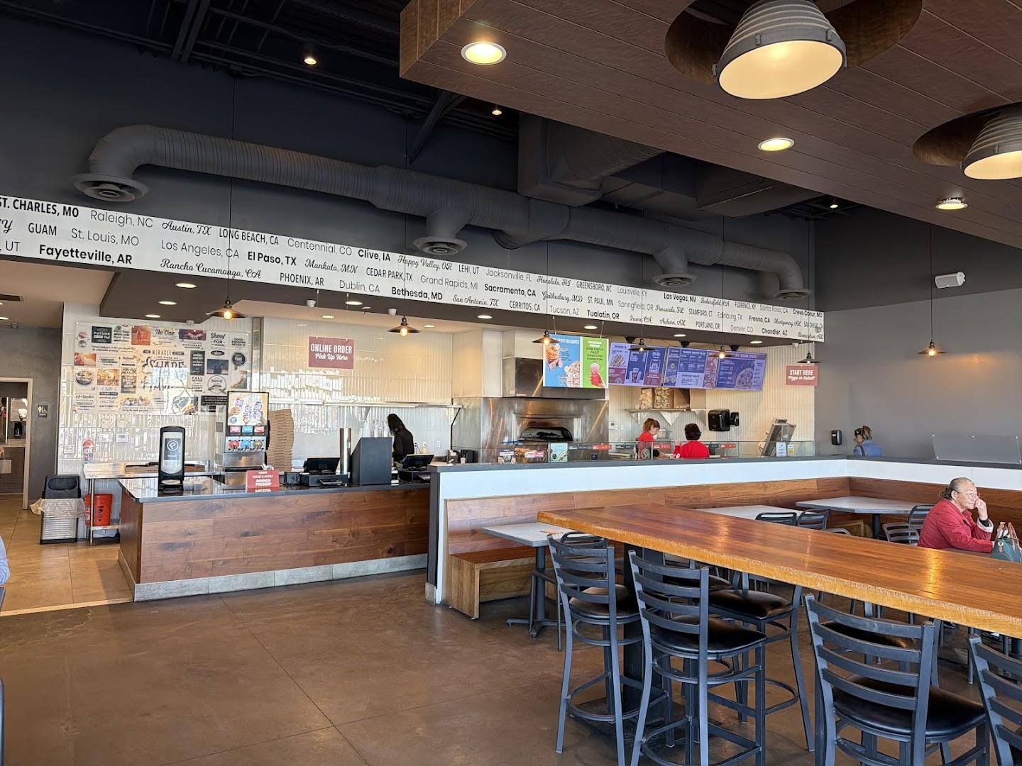 Pieology Pizzeria El Paso, Towne Marketplace